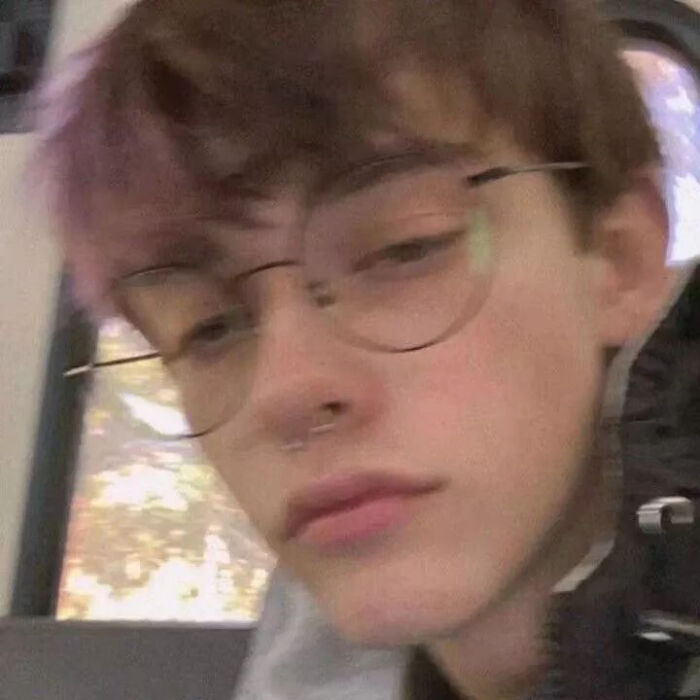 欧美男头/多风格 落日溺在云层里，月光散落在森林里头像图片