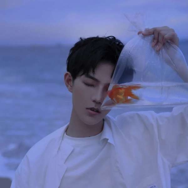 超级好看的男头头像图片