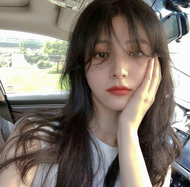 可爱撩人的气质小姐姐高清头像图片