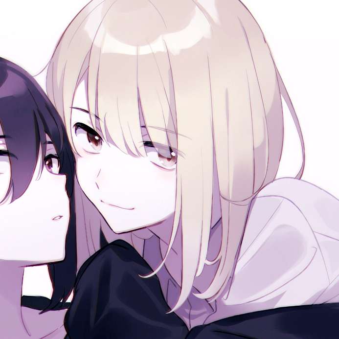 热门的动漫女生高清情侣头像