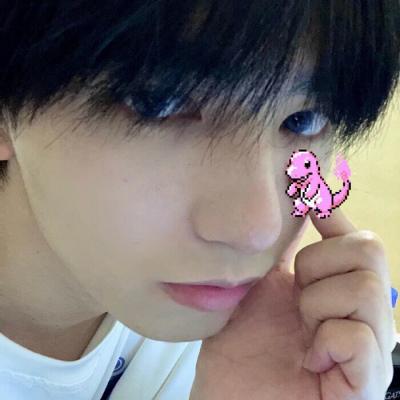 帅气男生个性自拍高清微信头像