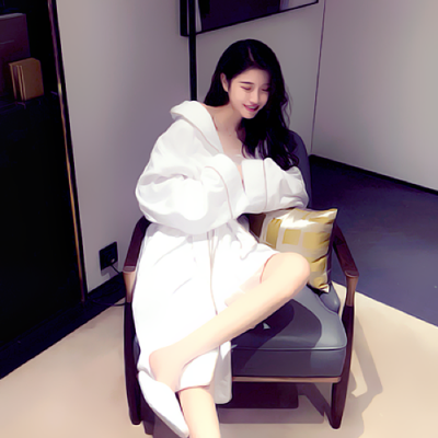 一人一张女生闺蜜QQ微信头像大全