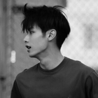 个性帅气高冷男生黑白微信头像 遇到了喜欢的的男头一定要收藏