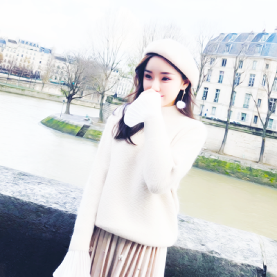 喜欢旅游的美女户外唯美头像图片