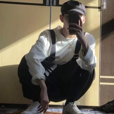 4月最新男生不露脸高清微信头像