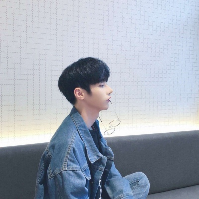 韩系男生帅气清新的微信qq高清头像