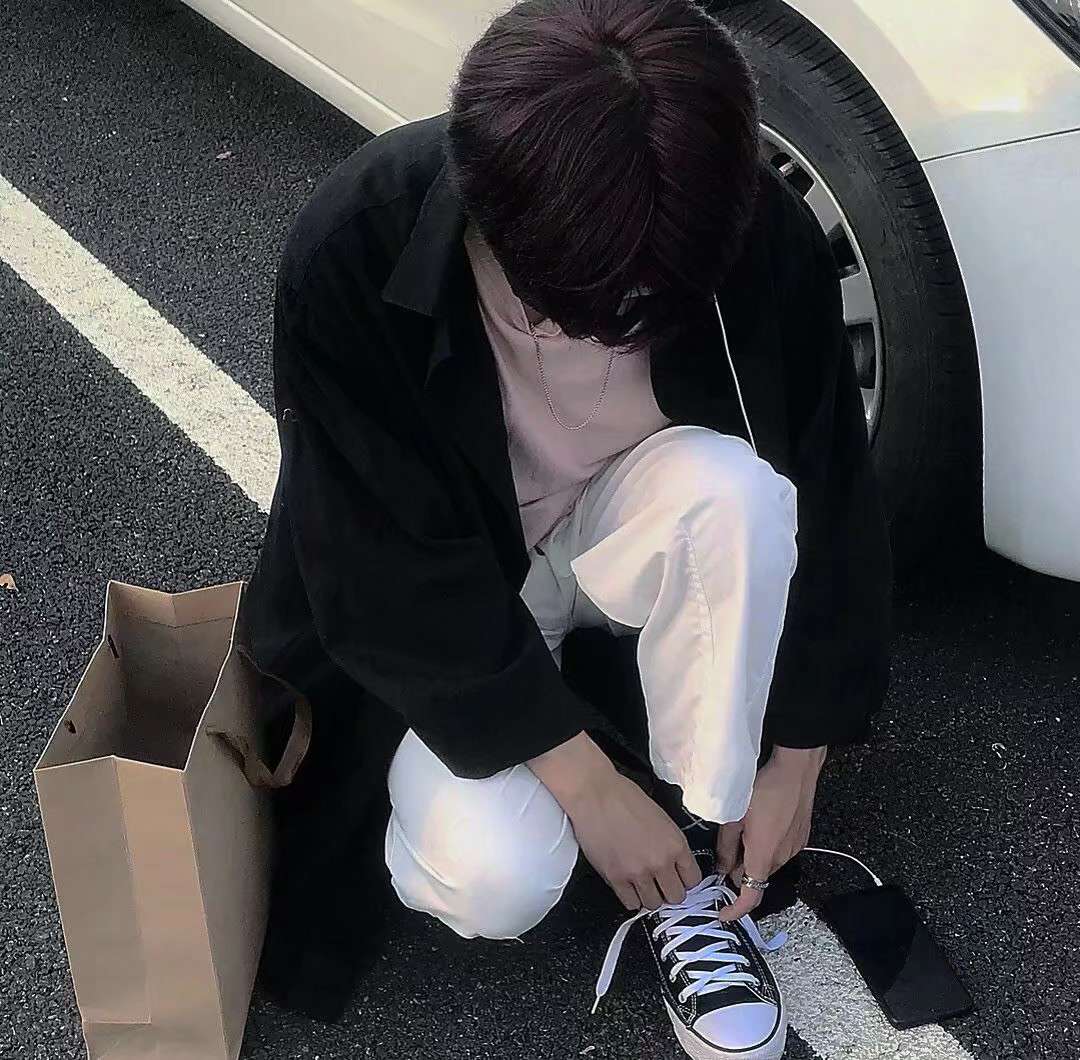 林客·高清男头/对我来说，你的存在本身，就是一束光头像图片