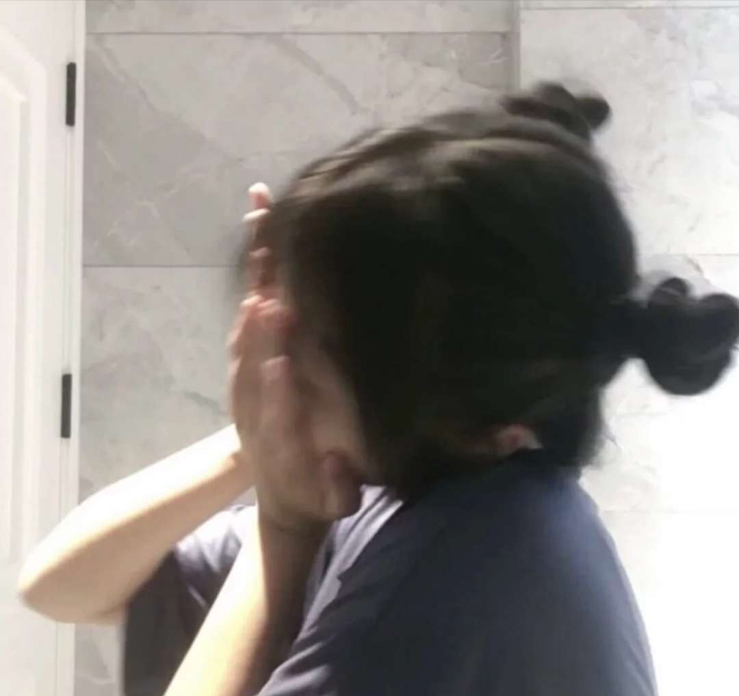 原宿风的甜美笑容女生头像图片