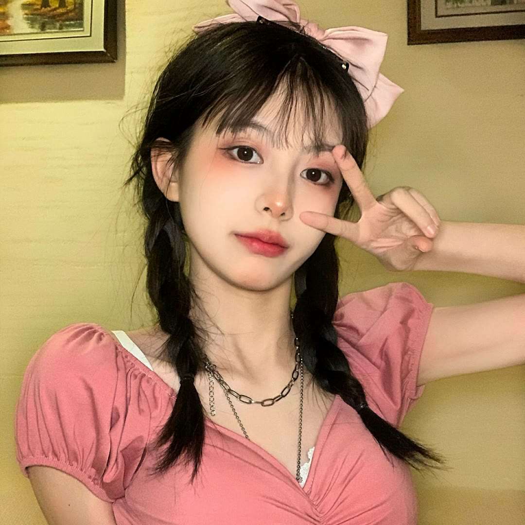 祁宋  高清优质微信真人女生头像图片