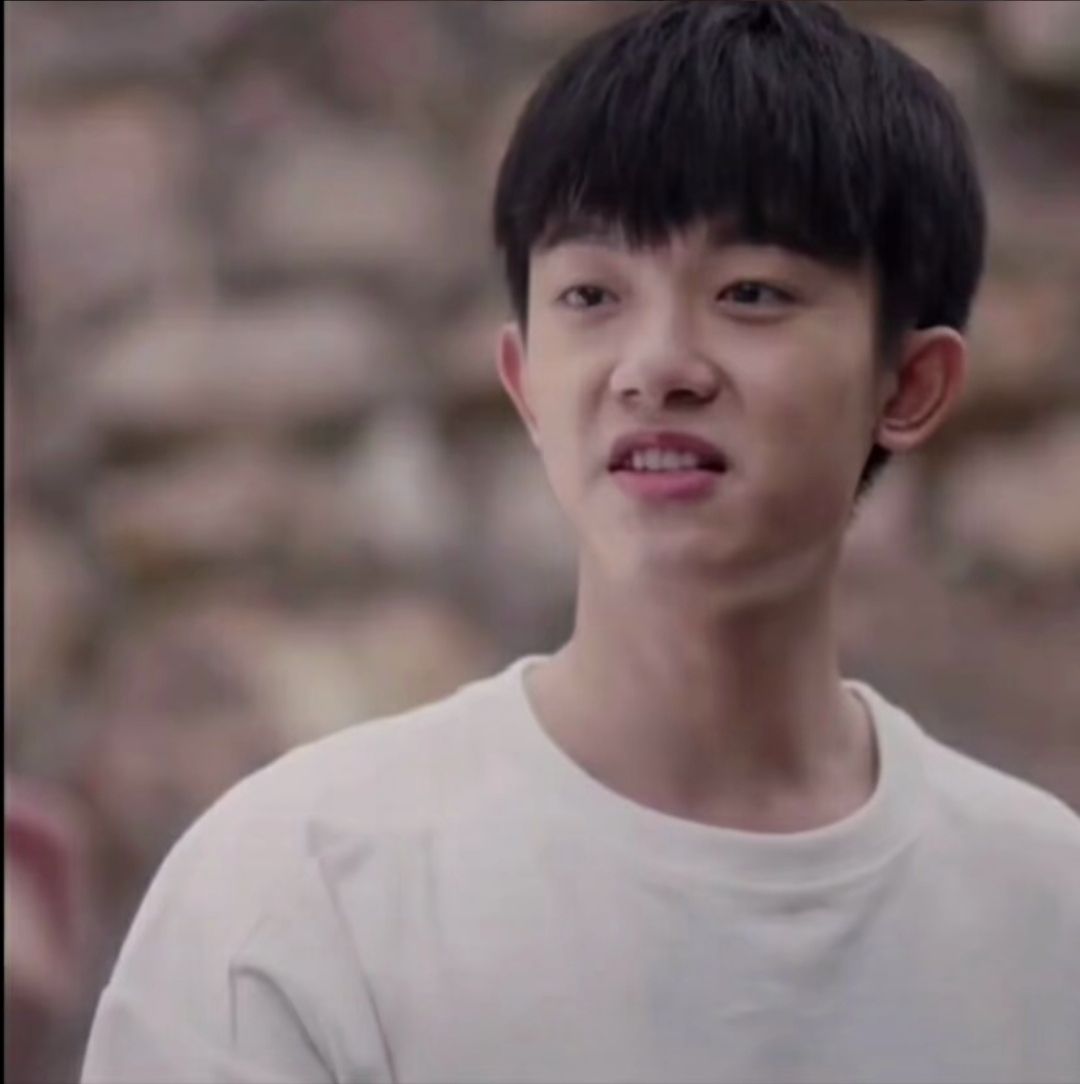 真人情侣头像图片大全 学生时代的爱恋