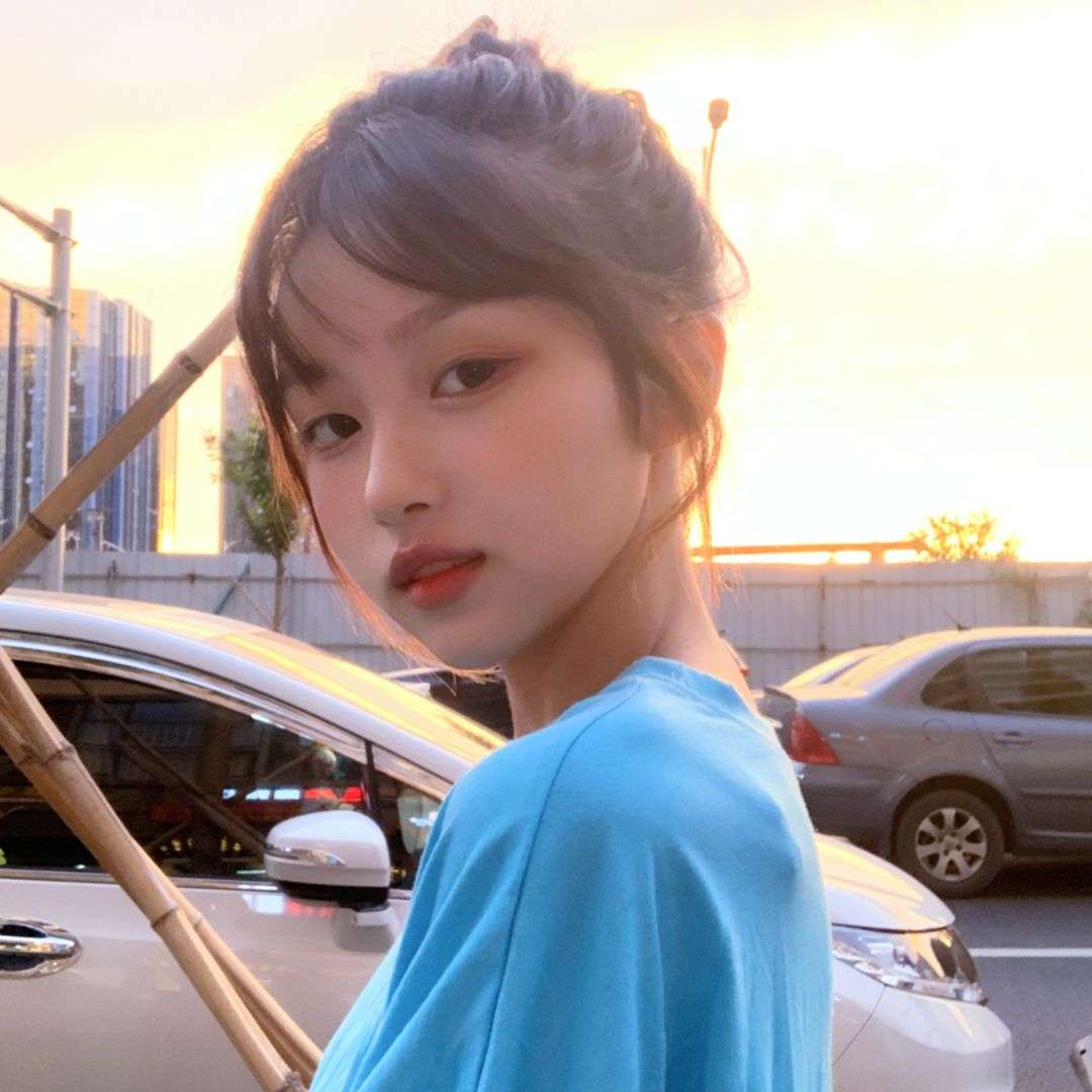 真人ins微信唯美成熟头像图片