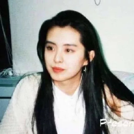 港风女头‖童话故事不是没有，只是可遇不可求。——《冲上云霄2》头像图片