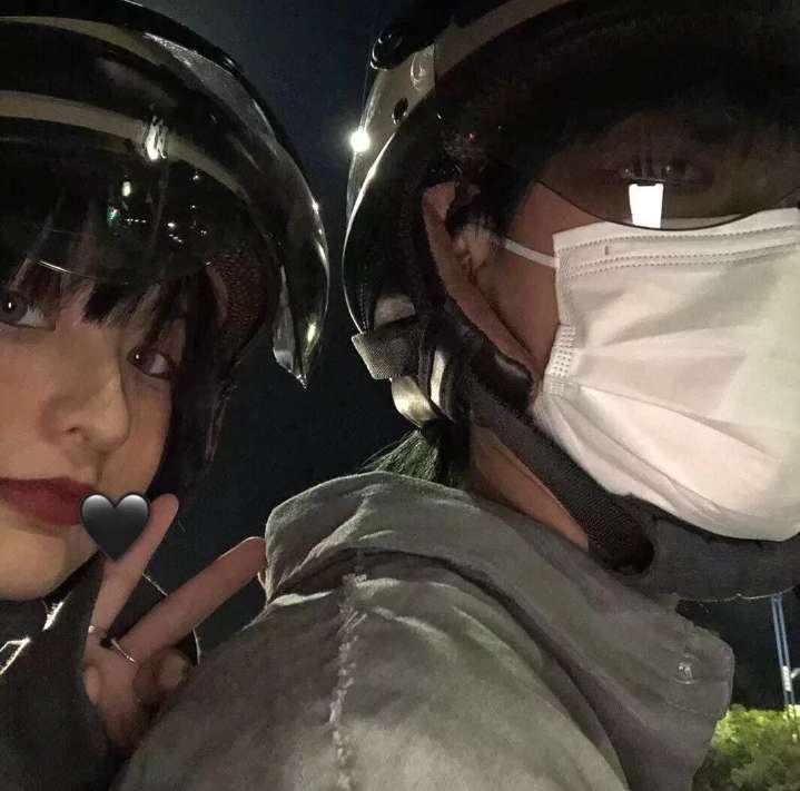 分开后我爱不上别人就是我对这段感情最大的诚意.头像图片