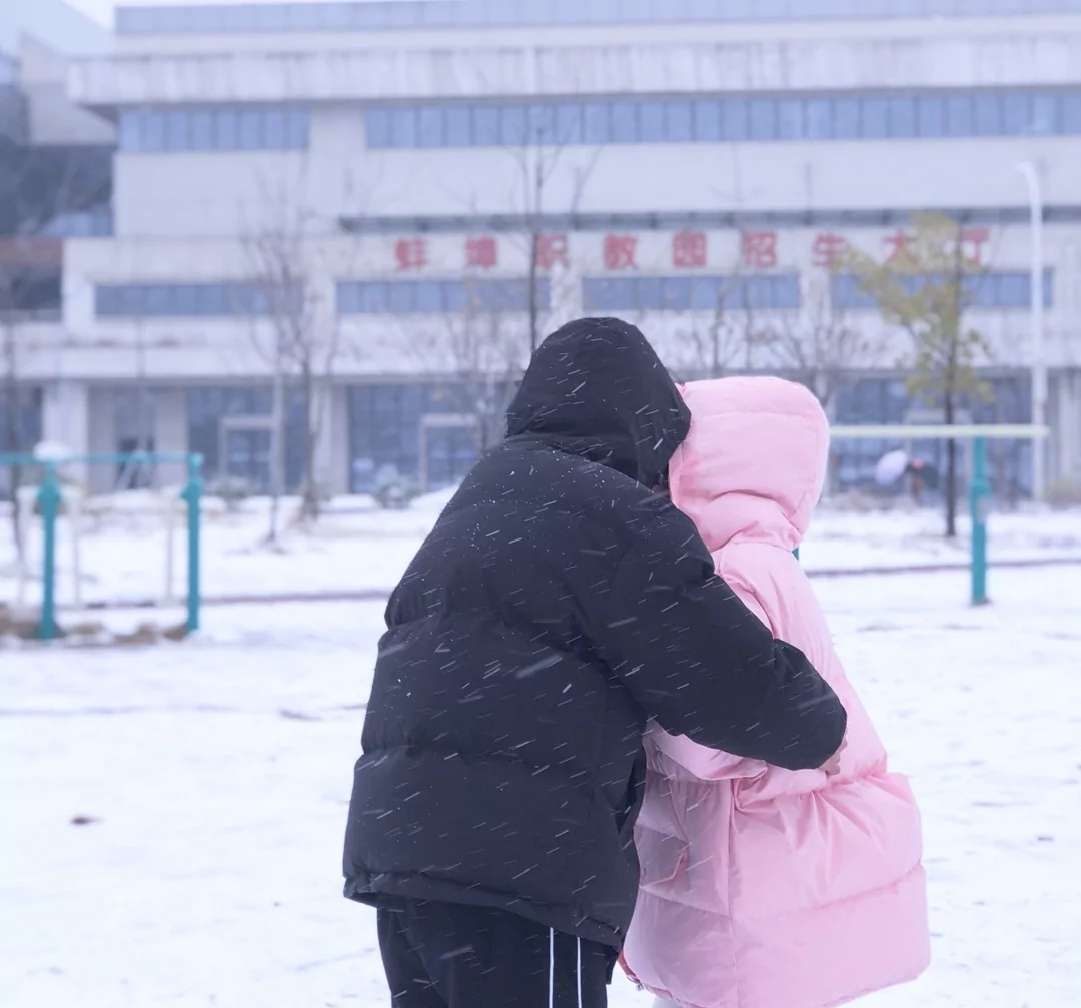 超美真人情侣浪漫头像图片大全