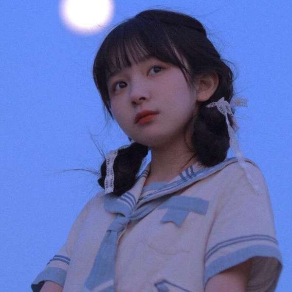 清纯可爱双马尾女生真人优质头像图片