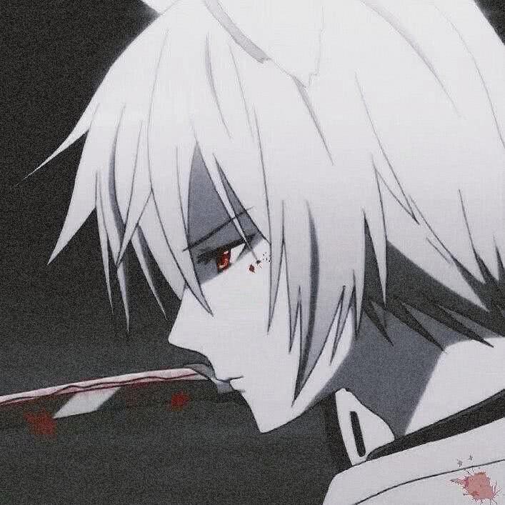 眼神里透露着伤感无奈的动漫男生头像图片