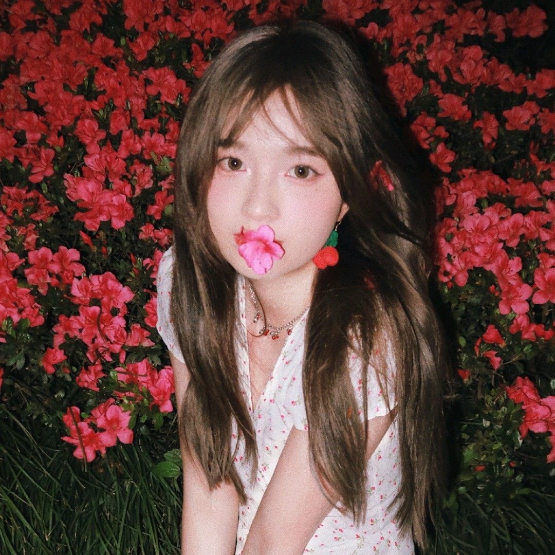 甜酷女生唯美花朵深夜迷人气质微信头像图片