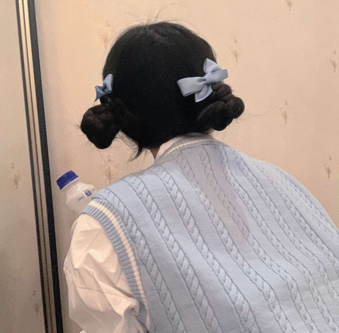 花式不露脸的真人女生个性精选头像图片