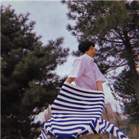 清新文艺的森系真人帅哥头像图片