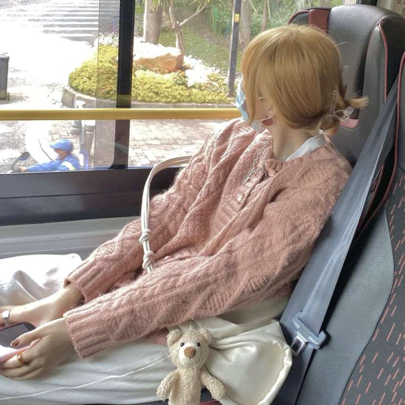 小众优质女头_生活中的女生真实ins头像图片