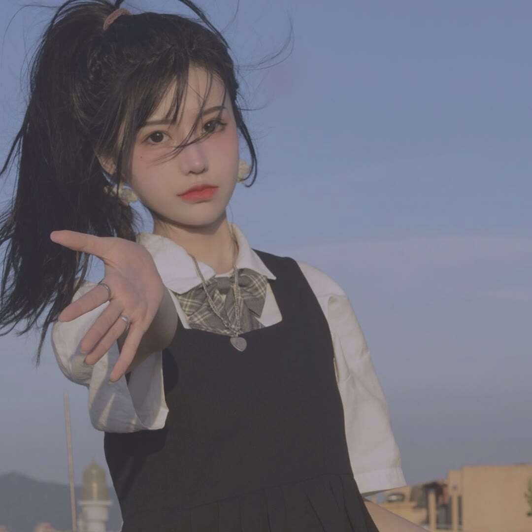 意境十足的唯美可爱女生高清头像图片