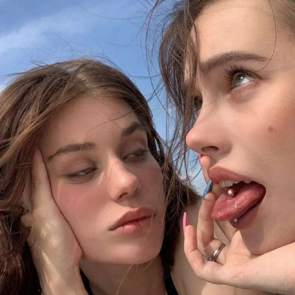 ins个性有范的真人美女小众头像图片