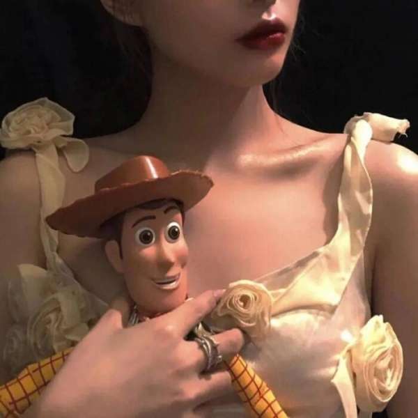 生活甜甜好运连连·超爱的温柔港风女生头像