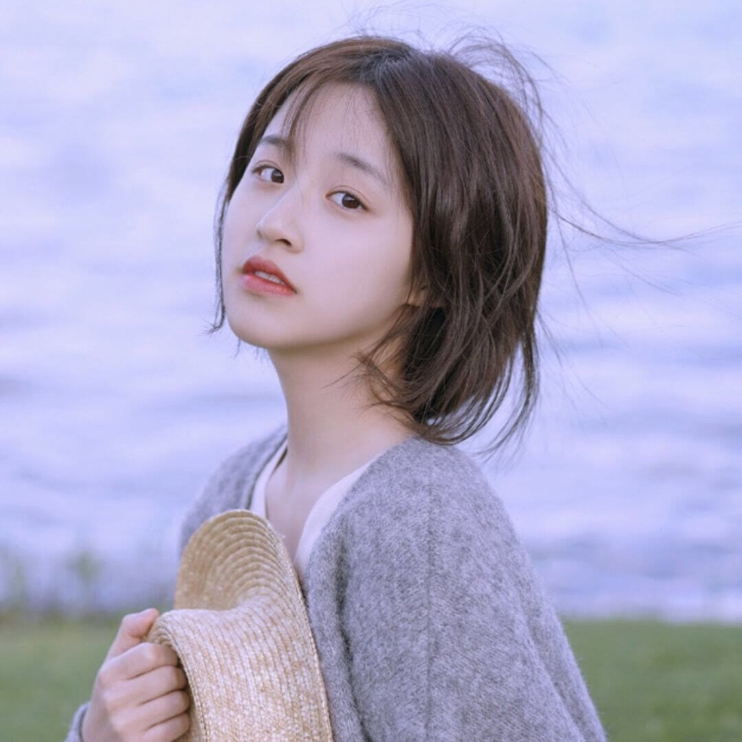 向晚/微信成熟魅力优质女头你眼里的星辰大海是我不曾见过的皓月星空头像图片