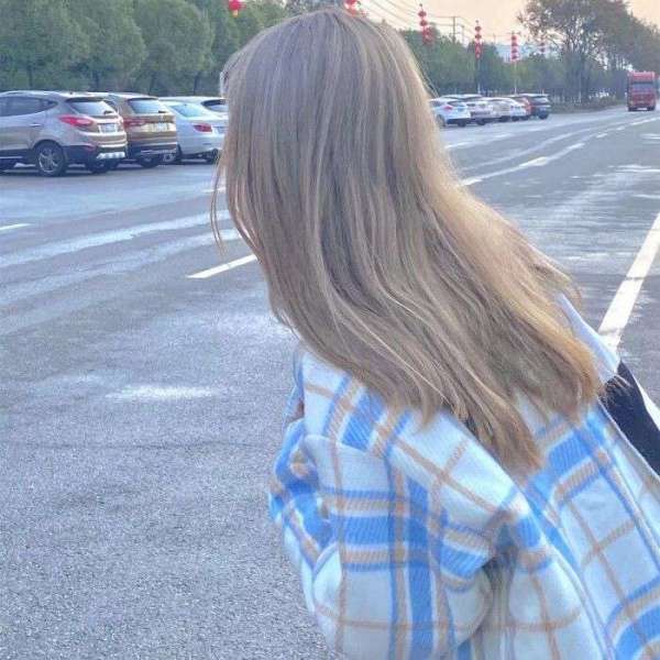 人和人总是在不停的告别·好看女生头像大全