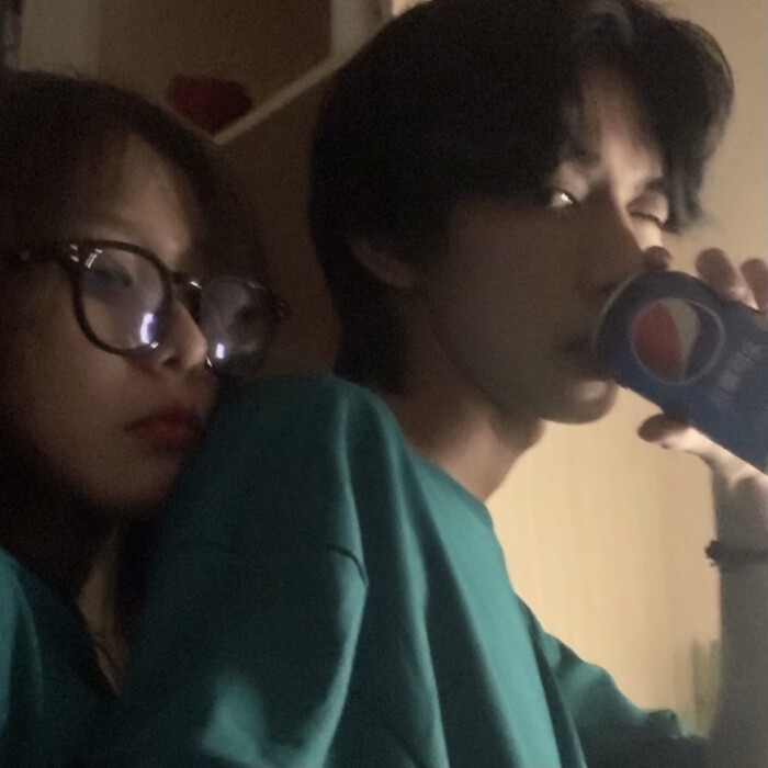 祁宋  魅力真人恩爱情头一对两张头像图片