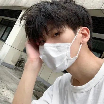 ins个性真人成熟超酷男生头像图片