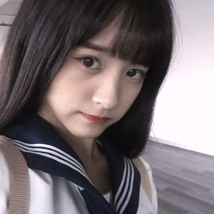 祁宋  微信唯美魅力真人女生头像图片