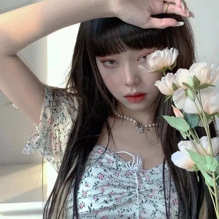 最新温柔高冷气质女生唯美抖音头像图片