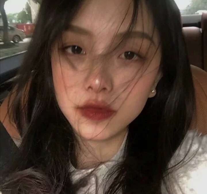 睡梦轻轻 满天星星·女生温柔头像