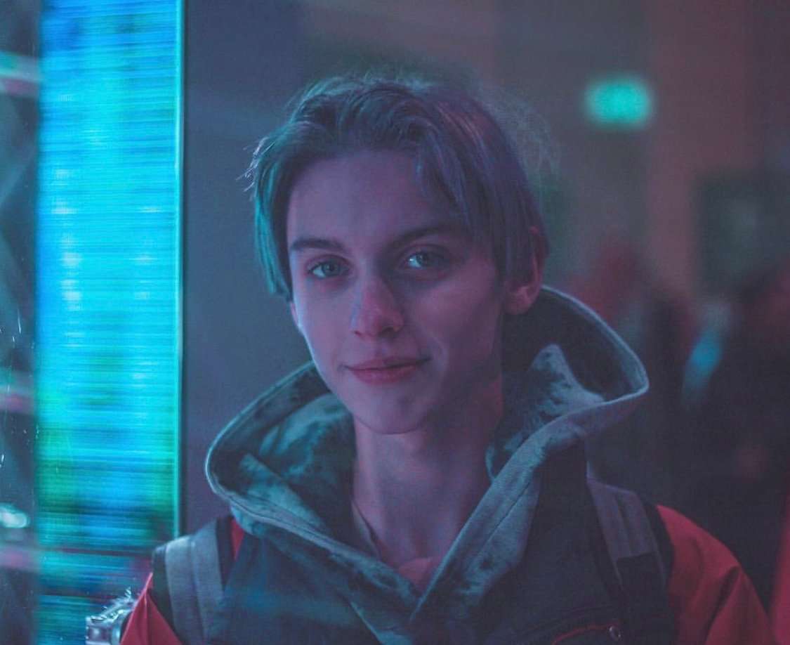 Daotvali/欧美男头/俄罗斯小哥哥头像图片