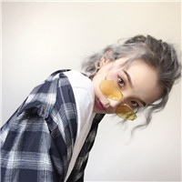 墨镜高冷霸气女生帅气随性漂亮头像图片