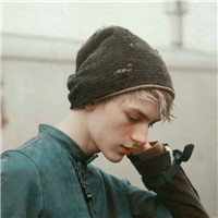 复古风格的欧美少年真人帅哥头像图片