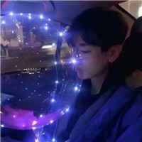 帅气男生魅力加倍的帅哥头像图片