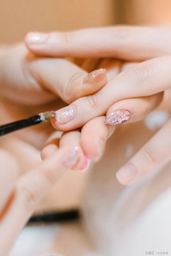 附近哪里有做美甲的地方 附近有没有美甲的