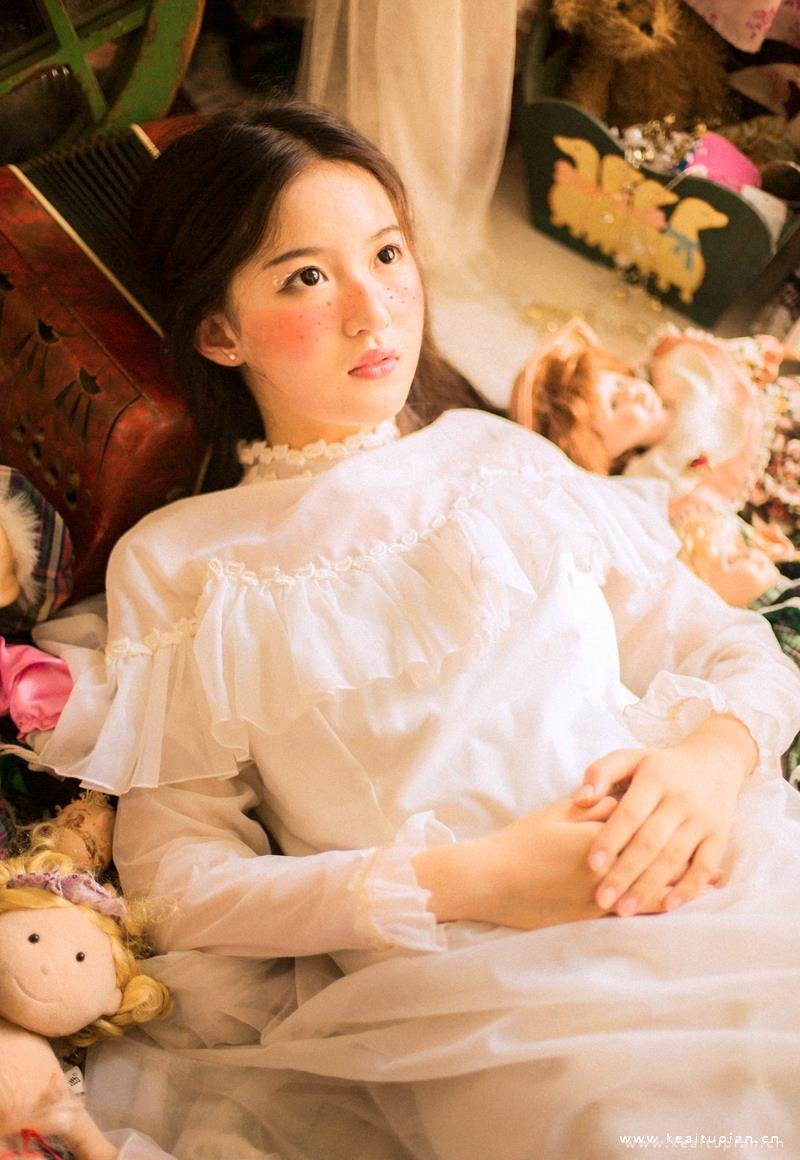 最美清纯白色纱裙美女的诱惑图片大全