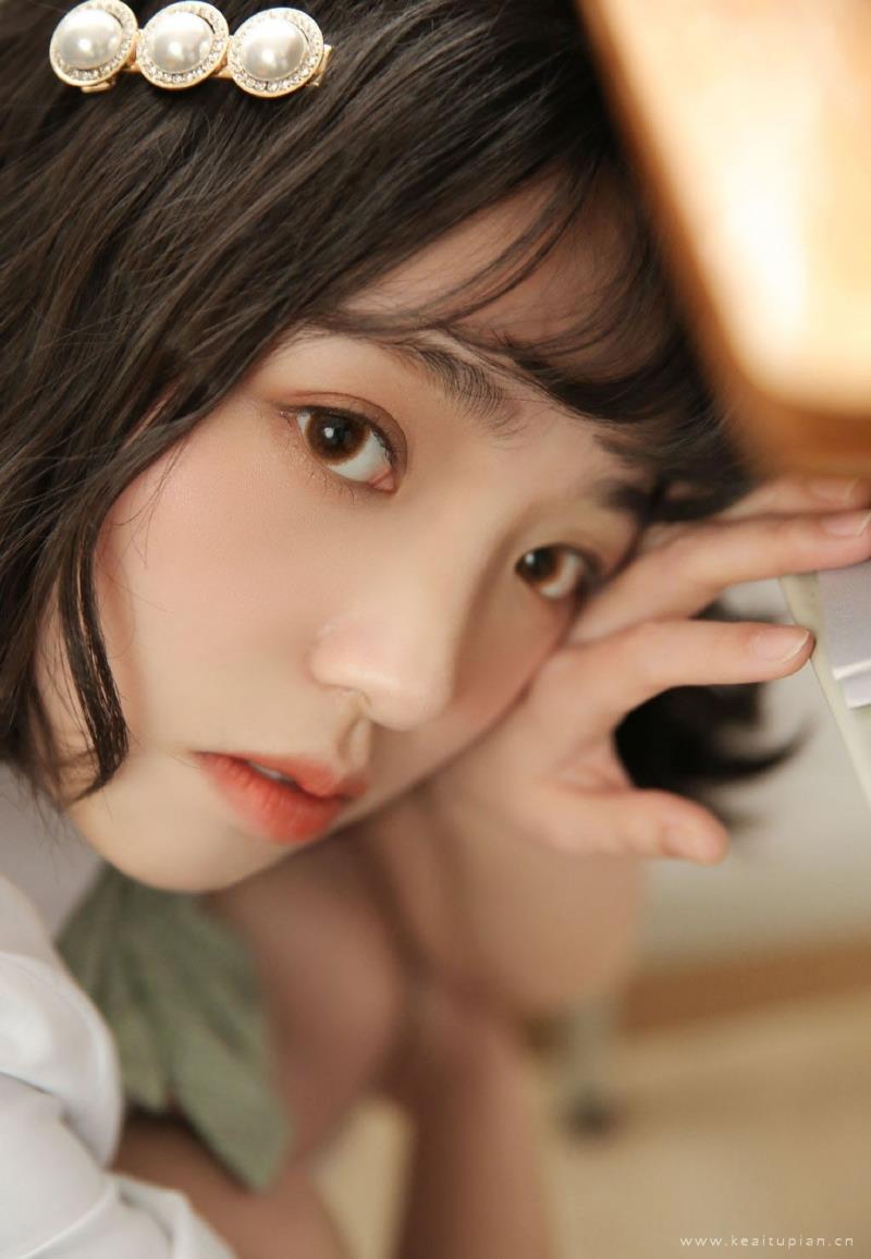 清纯可爱的娃娃脸美女唯美写真壁纸图片大全