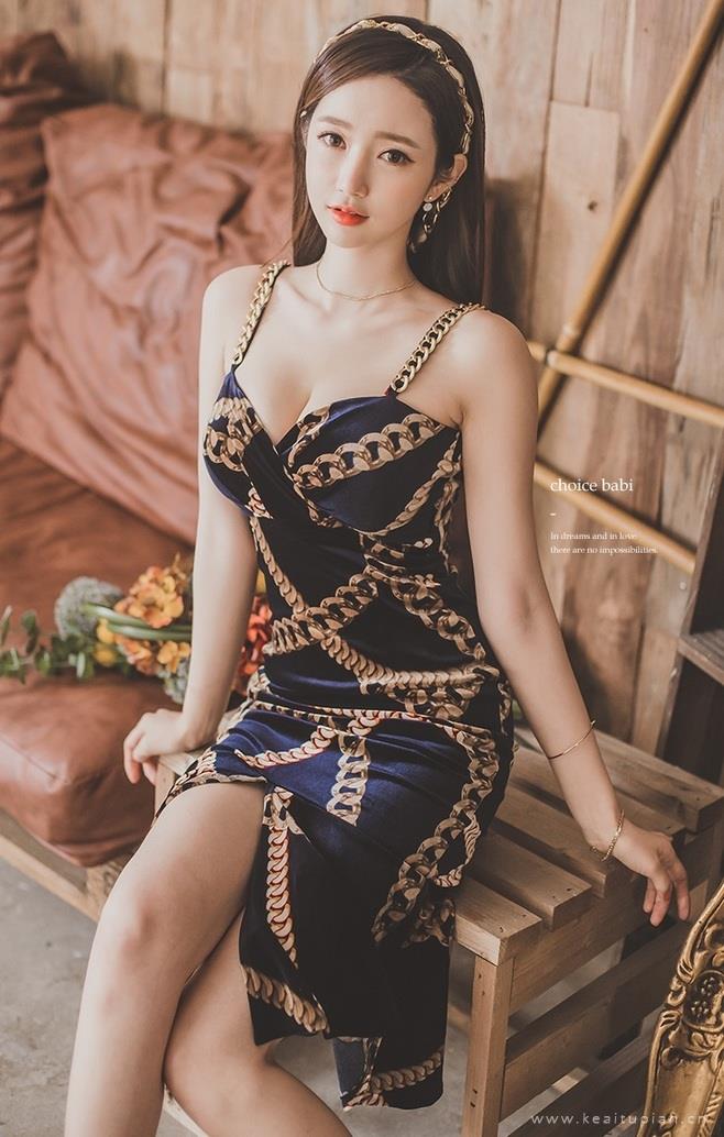 复古甜美性感撩人美女高跟写真图片