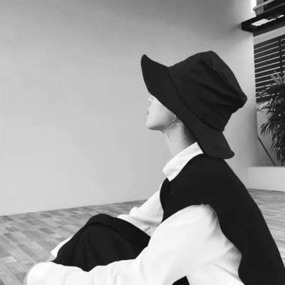 气质女生霸气背影抖音微信头像图片