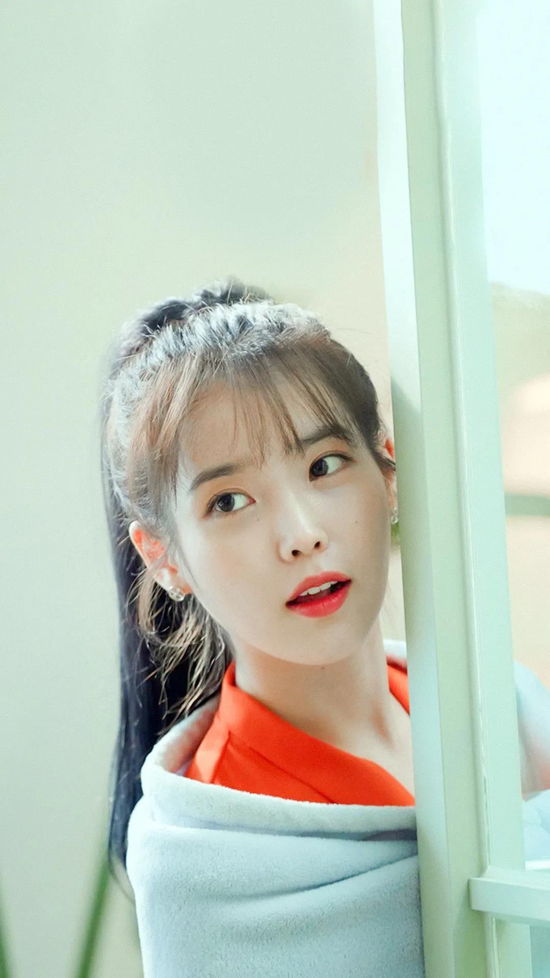 韩国美女明星iu李知恩漂亮气质手机壁纸图片