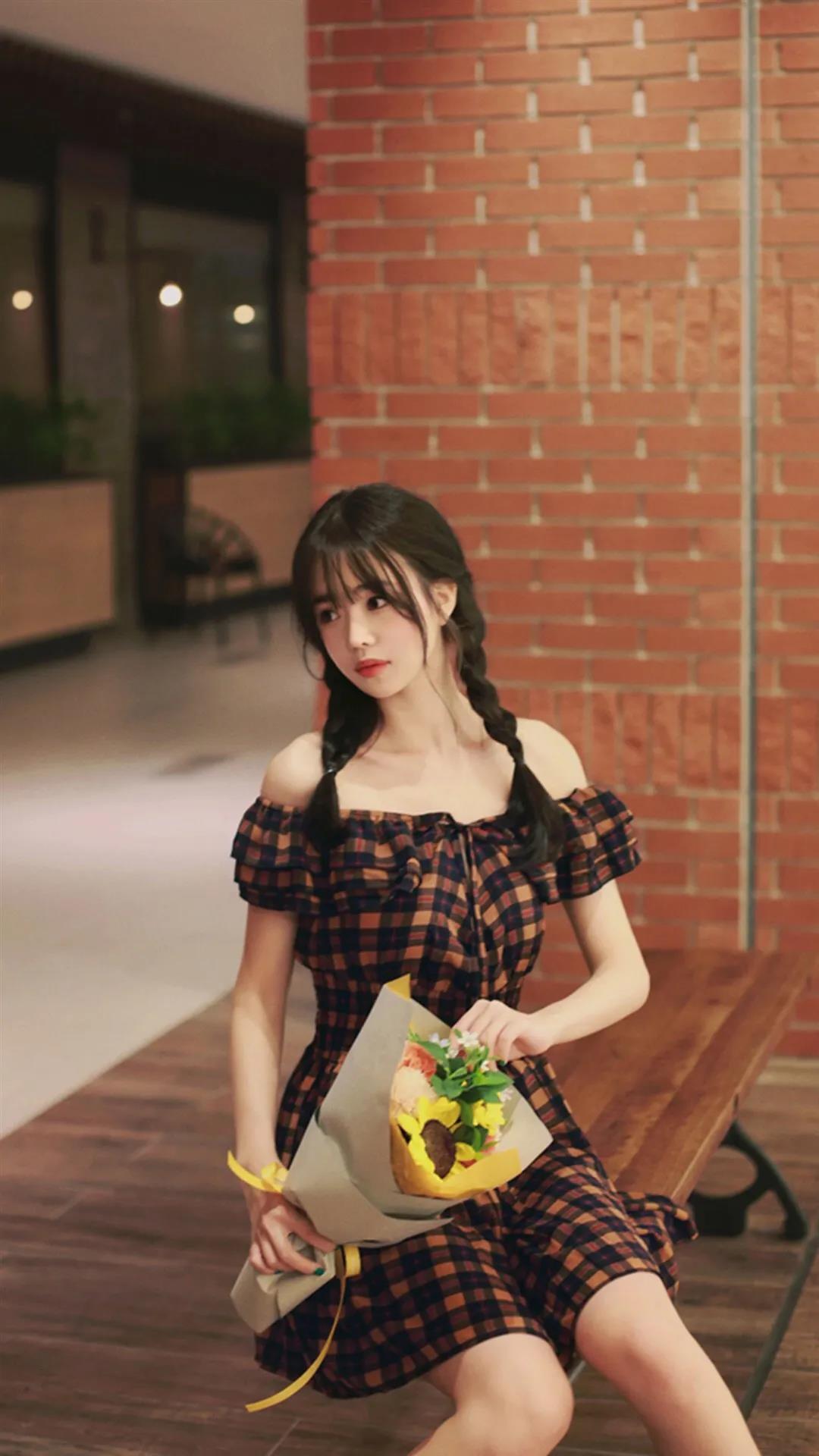 甜美女孩清新可爱手机壁纸美女图片
