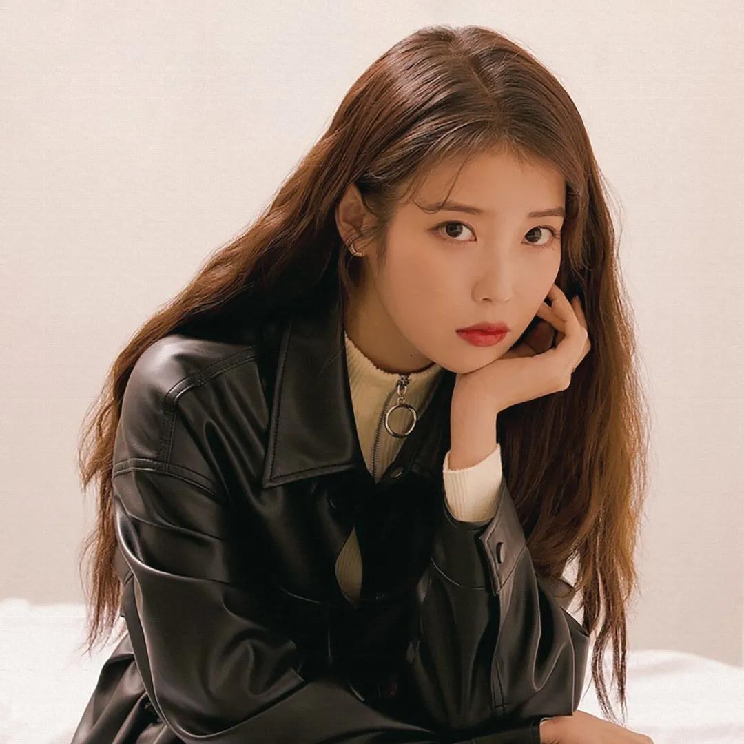 韩国美女歌手IU李知恩甜美头像图片