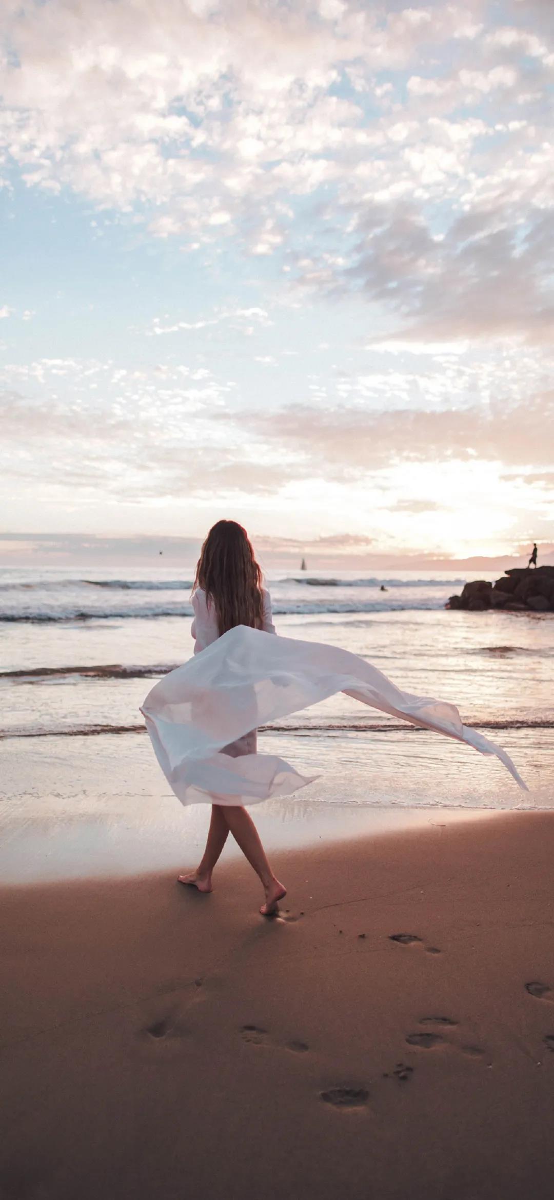 抖落一身星光唯美女生背影高清手机壁纸图片