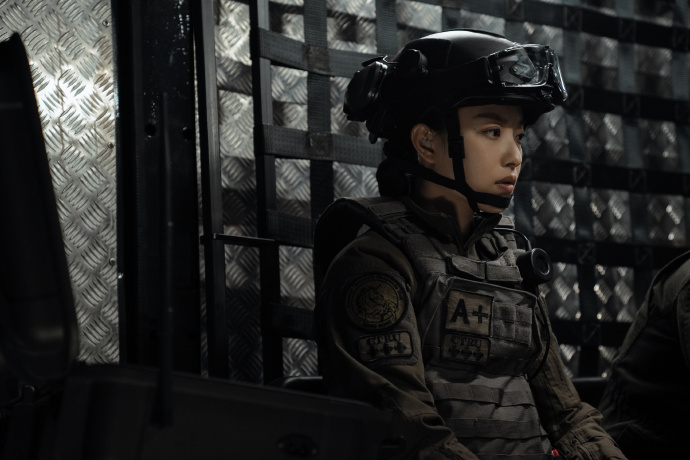 倪妮《拆弹专家2》电影剧照图片集