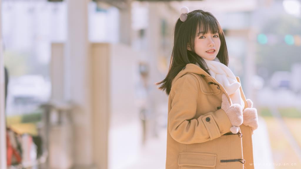 超美冬日日系风少女养眼街拍写真图片