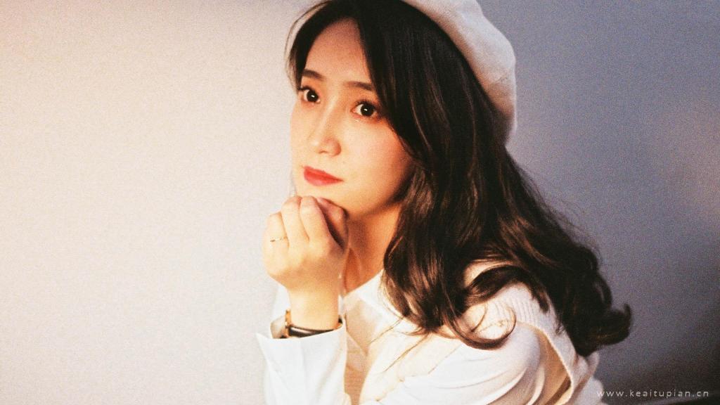 养眼复古滤镜美女超美街拍写真图片大全